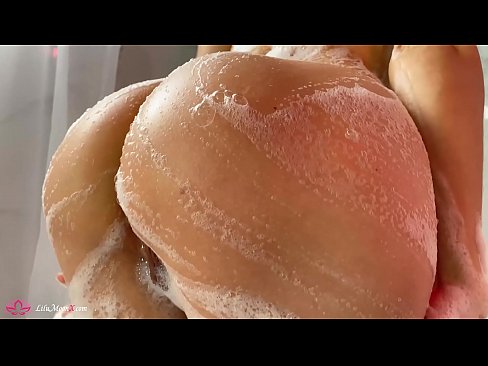❤️ Brunette pussy bibragailuarekin masturbatzen du dutxan orgasmo bizia lortzeko ❤ Pornografia besterik ez pornoan eu.pornsexer.ru ❤